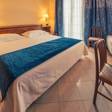 Hotel Bettina メルゴッツォ エクステリア 写真